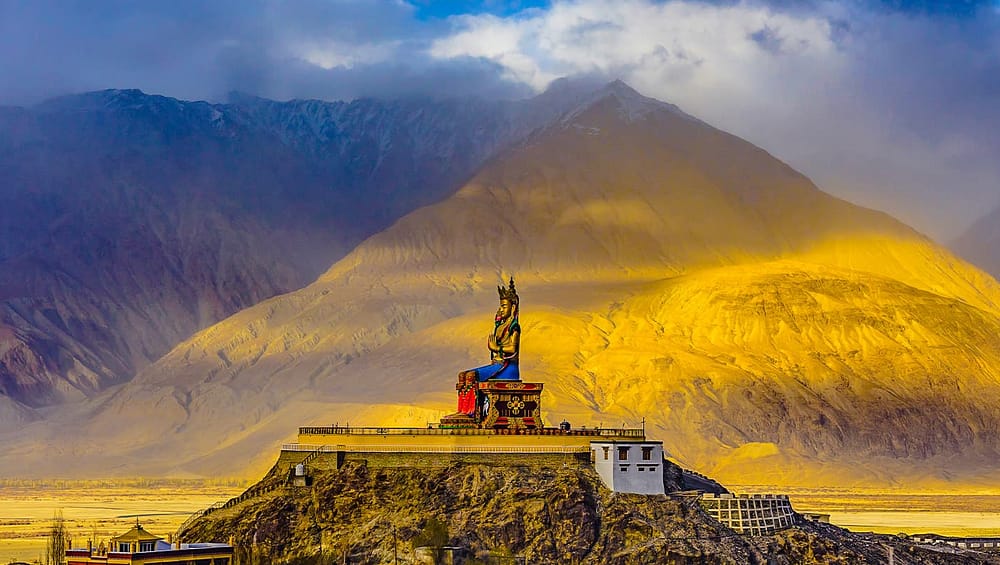 Kargil SIghtseeing Luxury 7-Day Ladakh itinerary